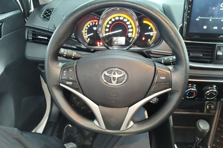Used Toyota YARiS L Zhi Xuan 2022 X-Trail 1.5L CVT Luxury PLUS Edition Steering Wheel