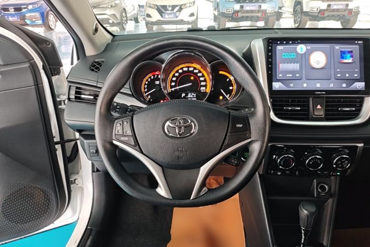 Used Toyota YARiS L Zhi Xuan 2022 X-Trail 1.5L CVT Luxury PLUS Edition Steering Wheel
