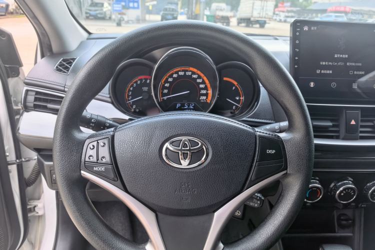 Used Toyota YARiS L Zhi Xuan 2022 X-Trail 1.5L CVT Leading PLUS Edition Steering Wheel