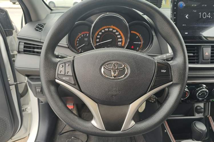 Used Toyota YARiS L Zhi Xuan 2022 X-Trail 1.5L CVT Leading PLUS Edition Steering Wheel
