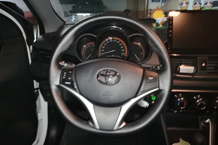 Used Toyota YARiS L Zhi Xuan 2022 1.5L CVT Luxury PLUS Edition Steering Wheel