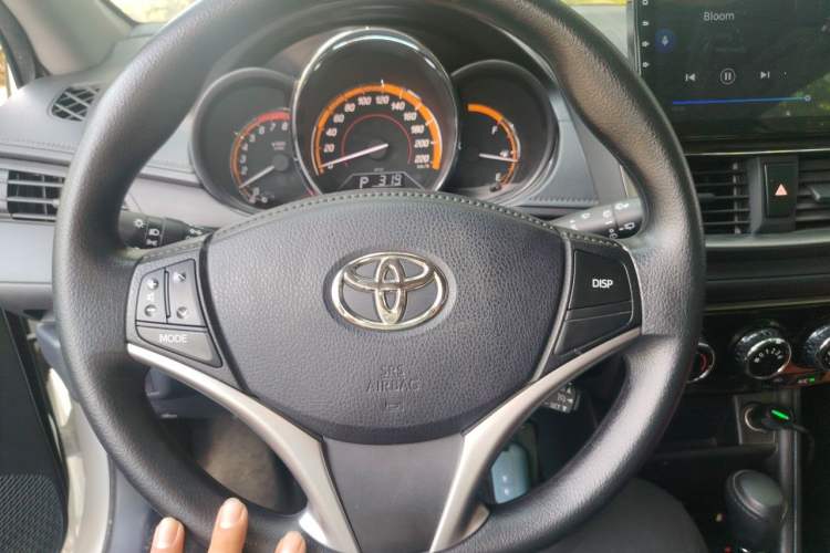 Used Toyota YARiS L Zhi Xuan 2022 X-Trail 1.5L CVT Luxury PLUS Edition Steering Wheel