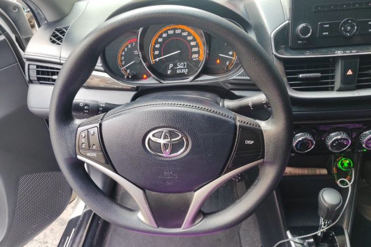 Used Toyota YARiS L Zhi Xuan 2022 X-Trail 1.5L CVT Luxury PLUS Edition Steering Wheel