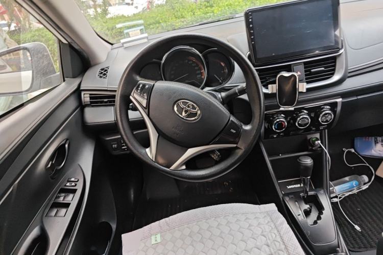Used Toyota YARiS L Zhi Xuan 2022 X-Trail 1.5L CVT Leading PLUS Edition Steering Wheel
