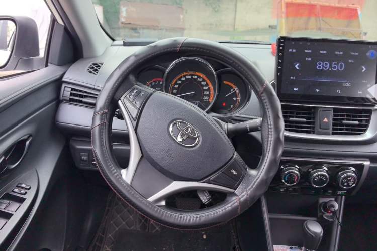 Used Toyota YARiS L Zhi Xuan 2022 X-Trail 1.5L CVT Leading PLUS Edition Steering Wheel