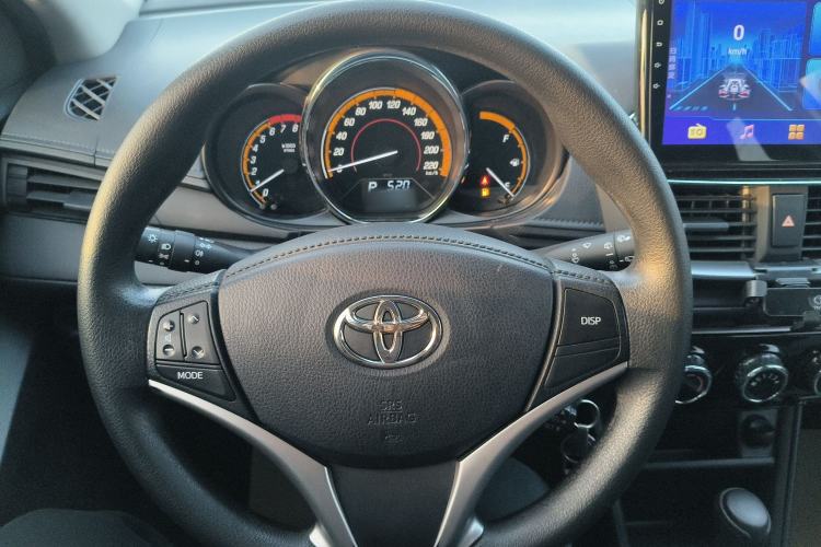 Used Toyota YARiS L Zhi Xuan 2022 X-Trail 1.5L CVT Leading PLUS Edition Steering Wheel