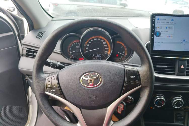 Used Toyota YARiS L Zhi Xuan 2022 X-Trail 1.5L CVT Leading PLUS Edition Steering Wheel
