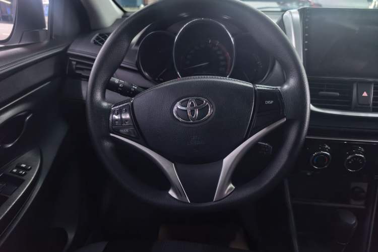 Used Toyota YARiS L Zhi Xuan 2022 X-Trail 1.5L CVT Leading PLUS Edition Steering Wheel