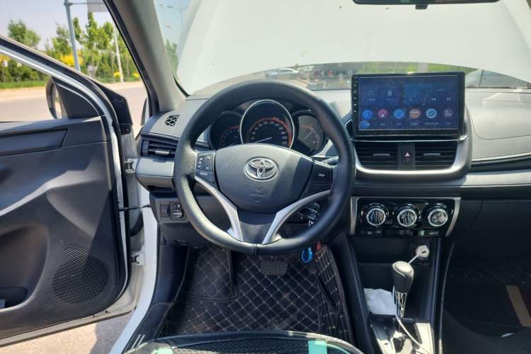 Used Toyota YARiS L Zhi Xuan 2022 X-Trail 1.5L CVT Leading PLUS Edition Steering Wheel