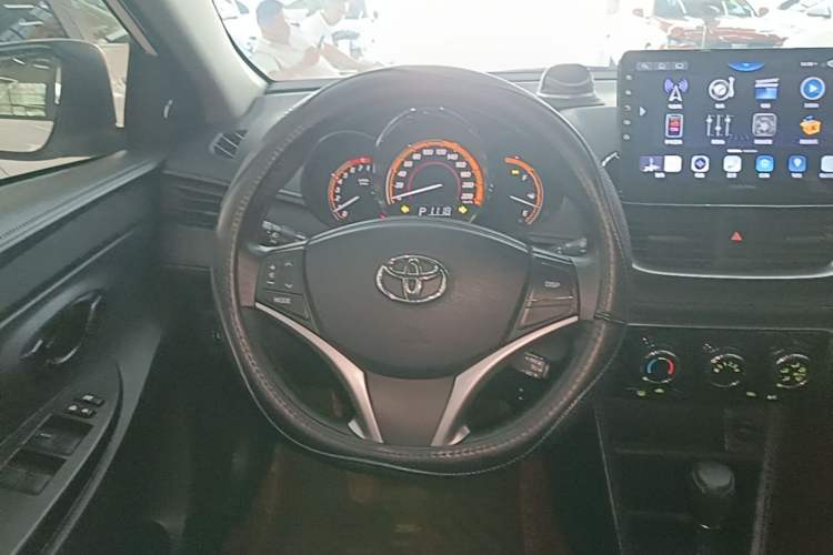 Used Toyota YARiS L Zhi Xuan 2022 X-Trail 1.5L CVT Leading PLUS Edition Steering Wheel