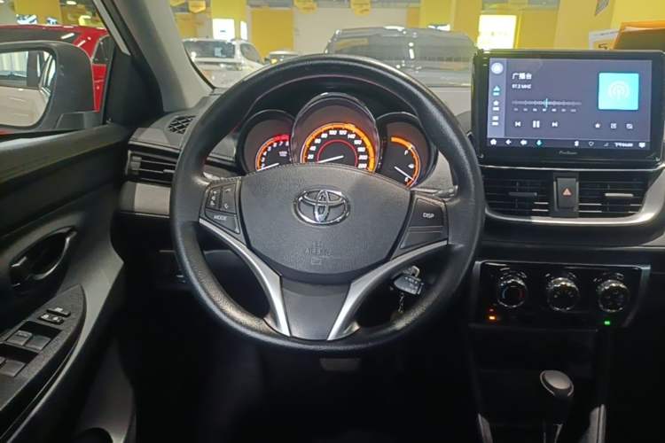 Used Toyota YARiS L Zhi Xuan 2022 X-Trail 1.5L CVT Leading PLUS Edition Steering Wheel