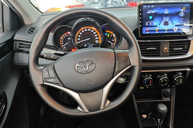 Used Toyota YARiS L Zhi Xuan 2022 1.5L CVT Luxury PLUS Edition Steering Wheel