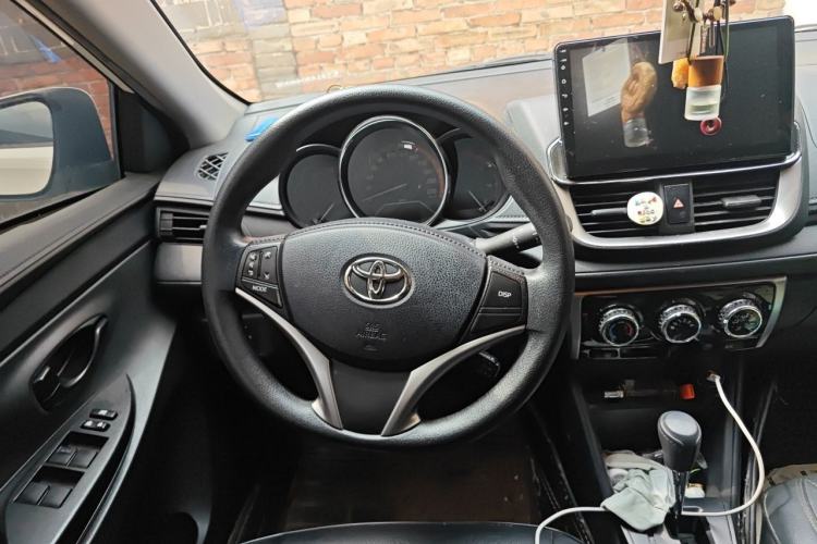 Used Toyota YARiS L Zhi Xuan 2022 X-Trail 1.5L CVT Leading PLUS Edition Steering Wheel