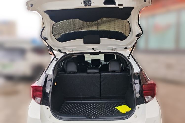 Used Toyota YARiS L Zhi Xuan 2022 X-Trail 1.5L CVT Leading PLUS Edition Trunk