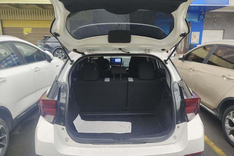 Used Toyota YARiS L Zhi Xuan 2022 X-Trail 1.5L CVT Leading PLUS Edition Trunk