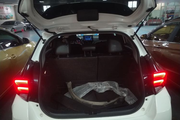 Used Toyota YARiS L Zhi Xuan 2022 X-Trail 1.5L CVT Luxury PLUS Edition Trunk