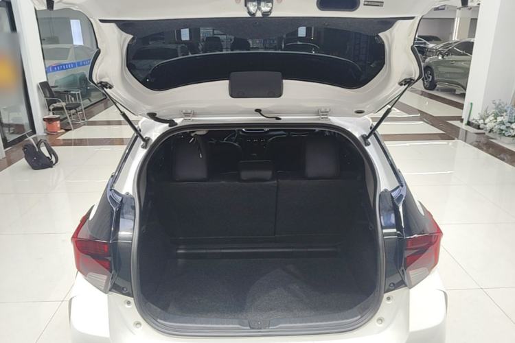 Used Toyota YARiS L Zhi Xuan 2022 X-Trail 1.5L CVT Luxury PLUS Edition Trunk