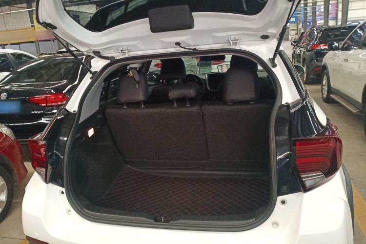Used Toyota YARiS L Zhi Xuan 2022 X-Trail 1.5L CVT Leading PLUS Edition Trunk