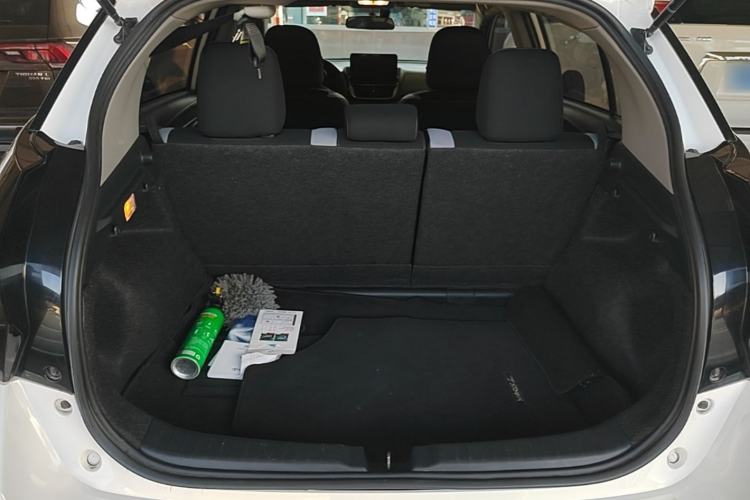 Used Toyota YARiS L Zhi Xuan 2022 X-Trail 1.5L CVT Leading PLUS Edition Trunk