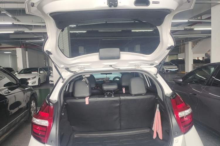 Used Toyota YARiS L Zhi Xuan 2022 1.5L CVT Leading PLUS Edition Trunk