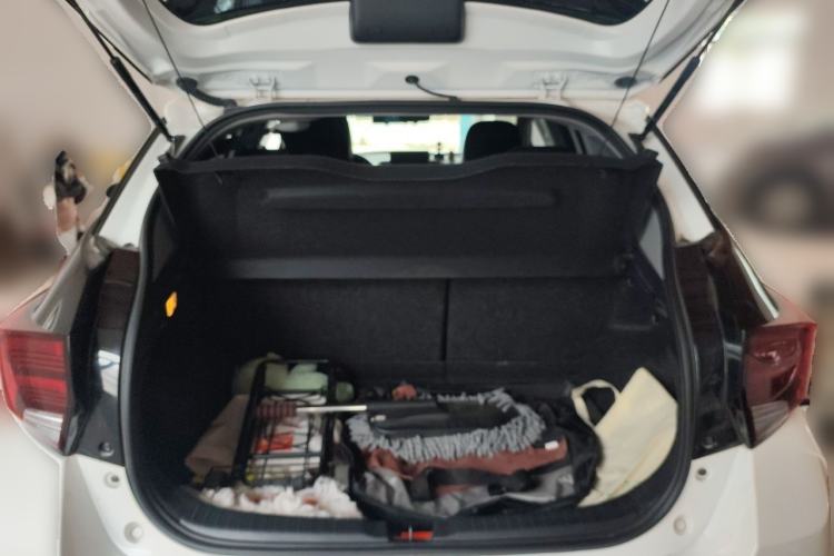 Used Toyota YARiS L Zhi Xuan 2022 X-Trail 1.5L CVT Prestige Edition Trunk