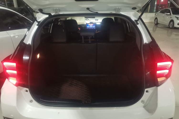 Used Toyota YARiS L Zhi Xuan 2022 X-Trail 1.5L CVT Luxury PLUS Edition Trunk