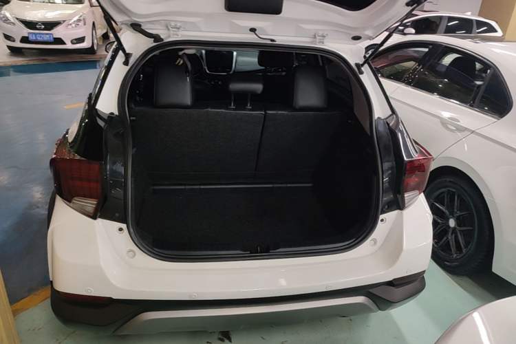 Used Toyota YARiS L Zhi Xuan 2022 X-Trail 1.5L CVT Luxury PLUS Edition Trunk