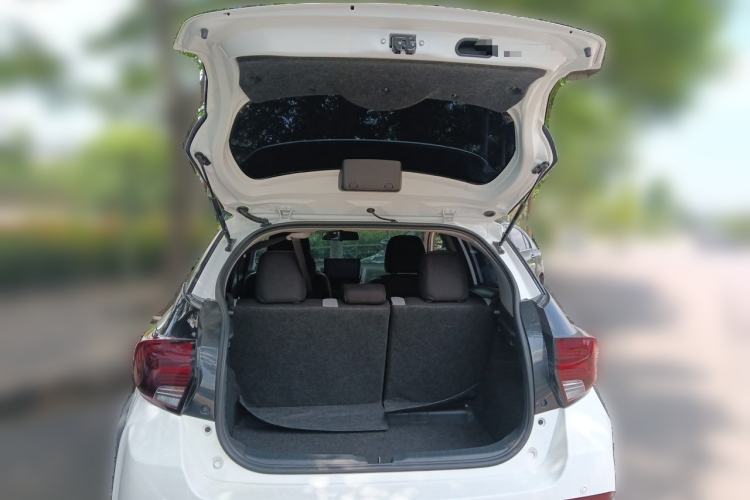 Used Toyota YARiS L Zhi Xuan 2022 1.5L CVT Leading PLUS Edition Trunk