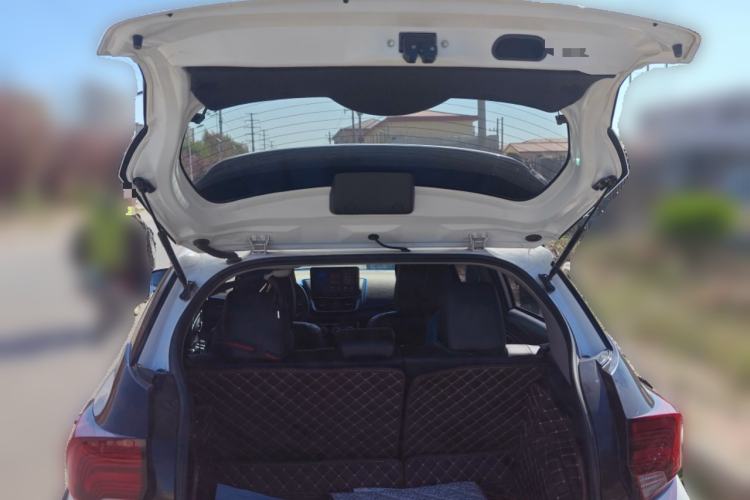 Used Toyota YARiS L Zhi Xuan 2022 X-Trail 1.5L CVT Luxury PLUS Edition Trunk