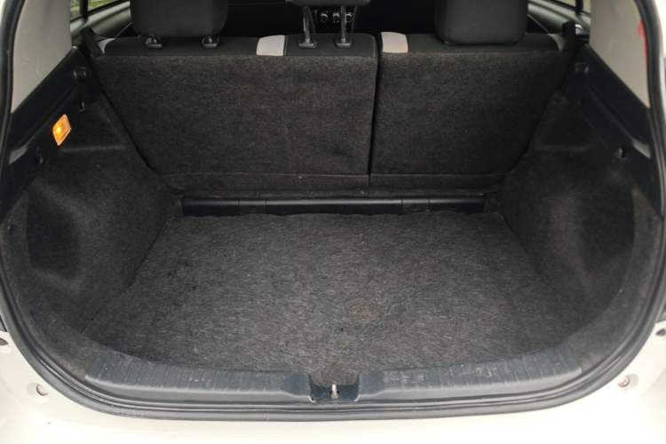 Used Toyota YARiS L Zhi Xuan 2022 X-Trail 1.5L CVT Leading PLUS Edition Trunk