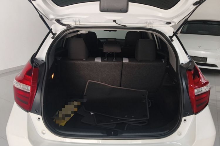 Used Toyota YARiS L Zhi Xuan 2022 1.5L CVT Leading PLUS Edition Trunk