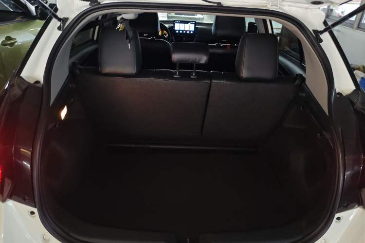 Used Toyota YARiS L Zhi Xuan 2022 X-Trail 1.5L CVT Luxury PLUS Edition Trunk