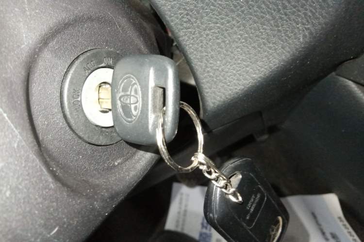 Used Toyota YARiS L Zhi Xuan 2022 X-Trail 1.5L CVT Leading PLUS Edition Vehicle Key