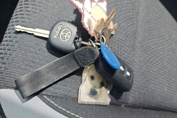 Used Toyota YARiS L Zhi Xuan 2022 X-Trail 1.5L CVT Leading PLUS Edition Vehicle Key