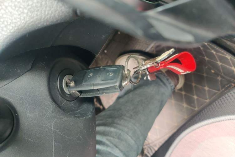 Used Toyota YARiS L Zhi Xuan 2022 X-Trail 1.5L CVT Leading PLUS Edition Vehicle Key