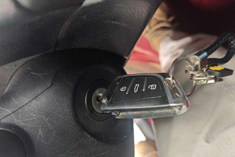 Used Toyota YARiS L Zhi Xuan 2022 X-Trail 1.5L CVT Leading PLUS Edition Vehicle Key