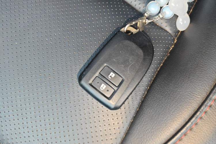 Used Toyota YARiS L Zhi Xuan 2022 X-Trail 1.5L CVT Luxury PLUS Edition Vehicle Key