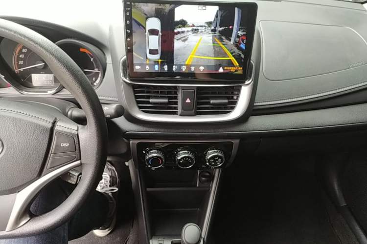 Used Toyota YARiS L Zhi Xuan 2022 X-Trail 1.5L CVT Leading PLUS Edition Audio And AC Panel