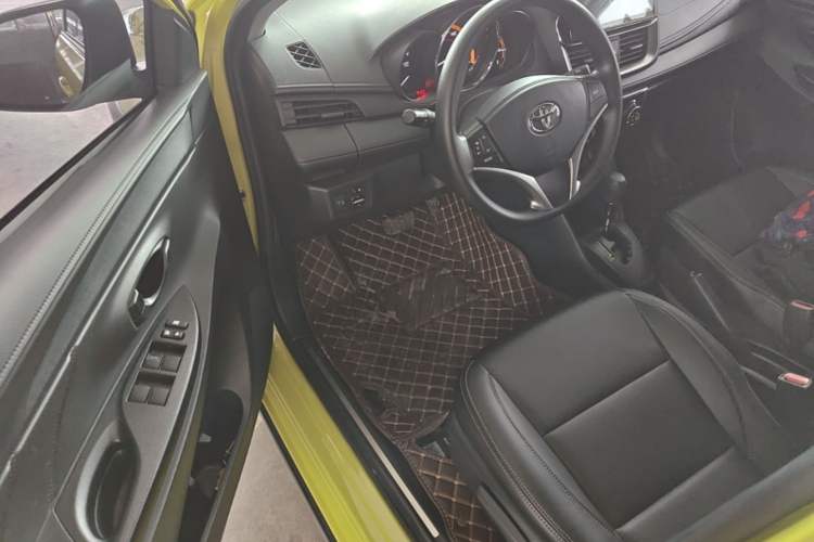 Used Toyota YARiS L Zhi Xuan 2022 X-Trail 1.5L CVT Leading PLUS Edition Driver Seat