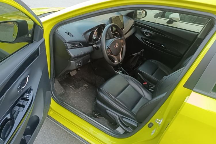 Used Toyota YARiS L Zhi Xuan 2022 X-Trail 1.5L CVT Luxury PLUS Edition Driver Seat