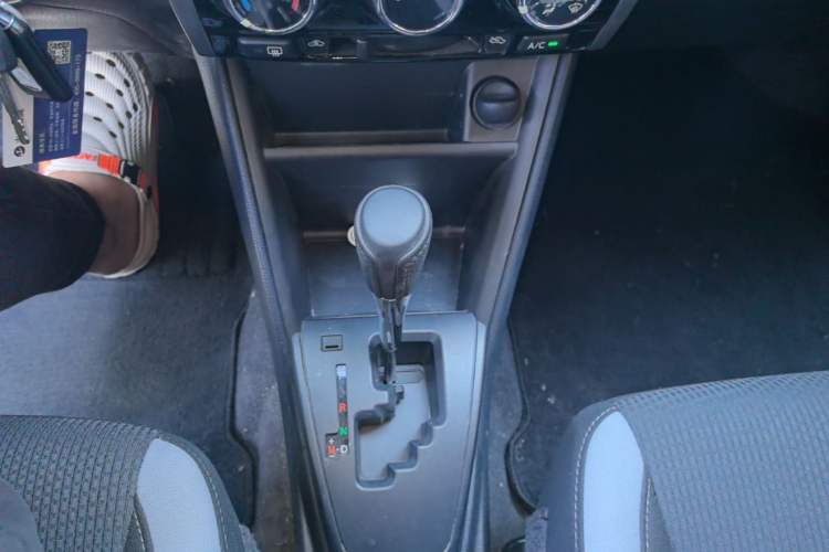 Used Toyota YARiS L Zhi Xuan 2022 X-Trail 1.5L CVT Leading PLUS Edition Gear Lever