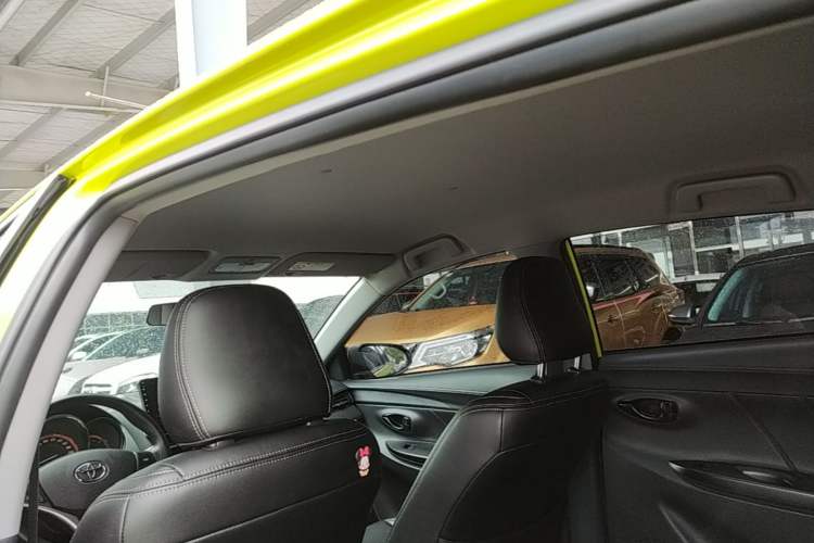 Used Toyota YARiS L Zhi Xuan 2022 X-Trail 1.5L CVT Leading PLUS Edition Headliner