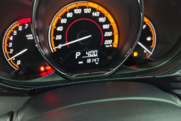 Used Toyota YARiS L Zhi Xuan 2022 X-Trail 1.5L CVT Luxury PLUS Edition Odometer Close Up