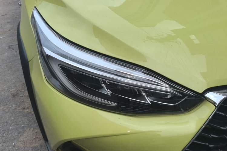 Used Toyota YARiS L Zhi Xuan 2022 X-Trail 1.5L CVT Luxury PLUS Edition Right Front Headlight