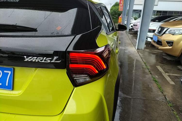 Used Toyota YARiS L Zhi Xuan 2022 X-Trail 1.5L CVT Leading PLUS Edition Right Rear Taillight