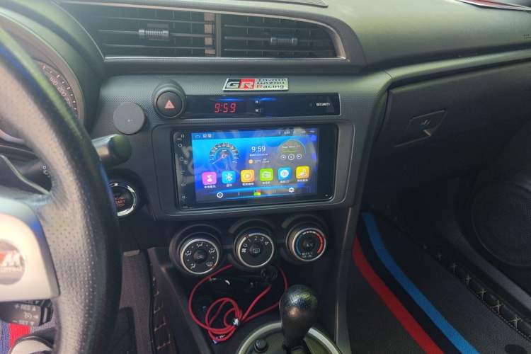 Used Toyota Zelas 2011 2.5L Luxury Edition Audio And AC Panel