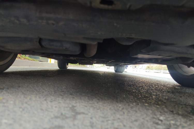 Used Toyota Zelas 2011 2.5L Luxury Edition Chassis Front