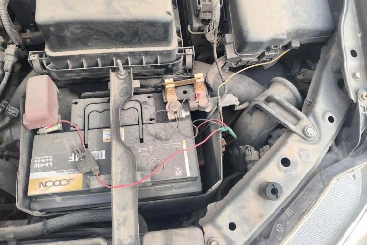 Used Toyota Zelas 2011 2.5L Luxury Edition Engine Bay Left