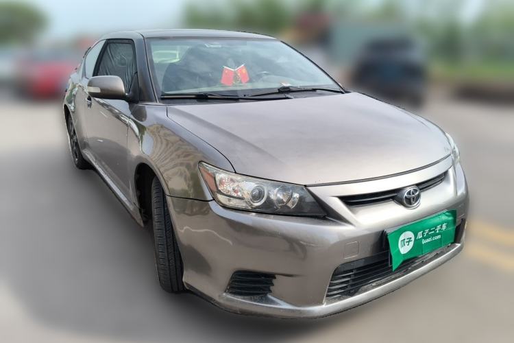 Used Toyota Zelas 2011 2.5L Luxury Edition Front Right 45 Deg