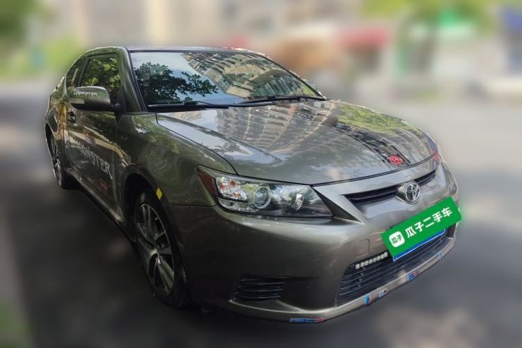 Used Toyota Zelas 2011 2.5L Luxury Edition Front Right 45 Deg